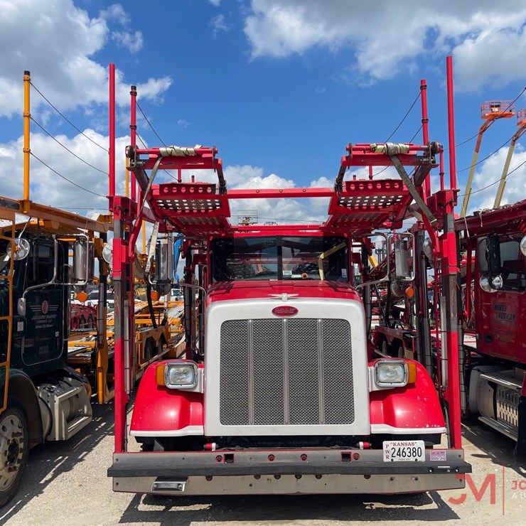 2016 PETERBILT 365