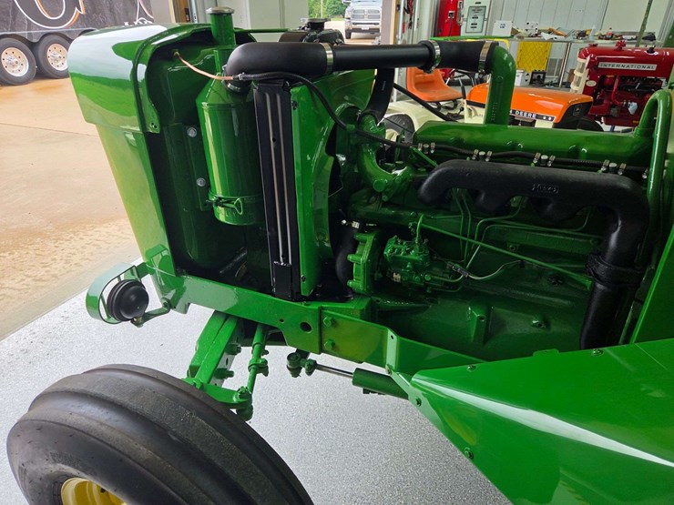1970-john-deere-2020-image-7