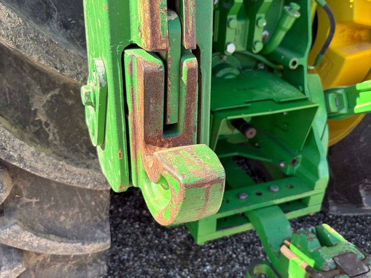2010-john-deere-8320r-image-113