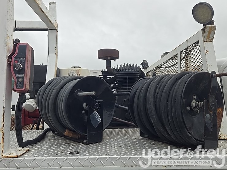 2013-ford-f450-image-28