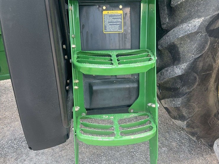 2012-john-deere-7260r-image-11