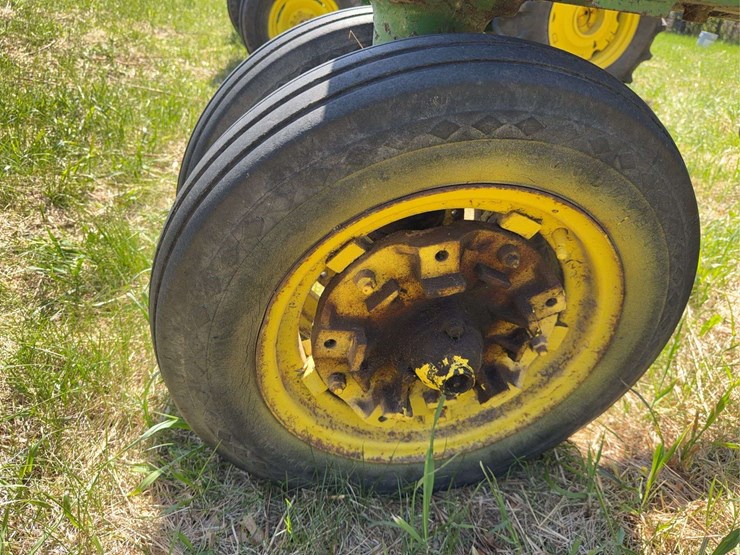 john-deere-a-image-9
