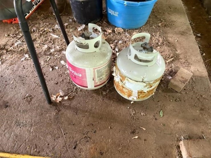 lp-stove-&-tanks-image-2