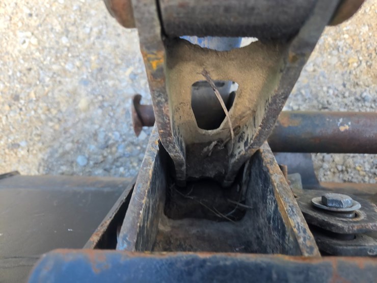 new-holland-t4030-image-56