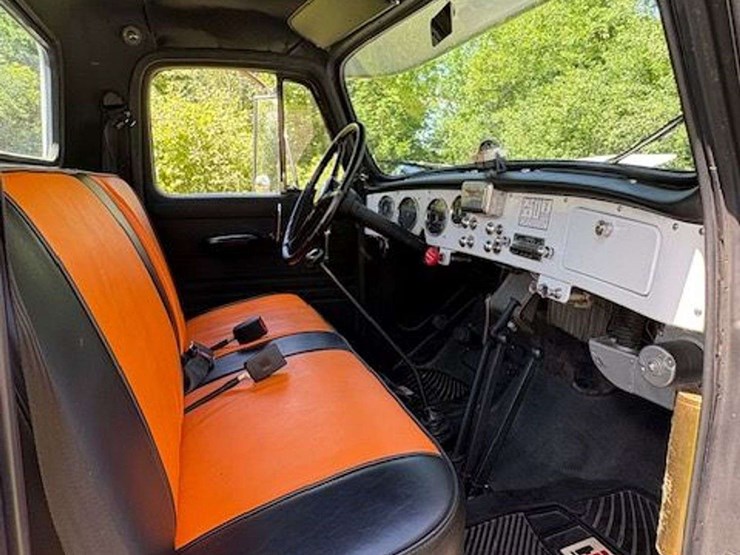 1956-international-harvester-¾-ton-s120-pickup-truck-image-14