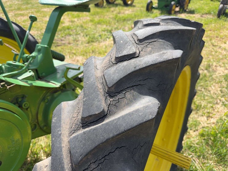 john-deere-h-image-13