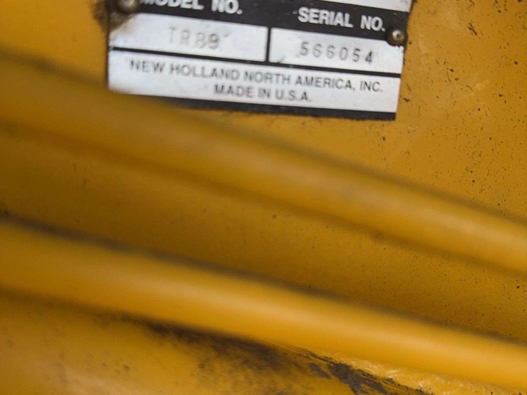 2002-new-holland-tr89-image-11