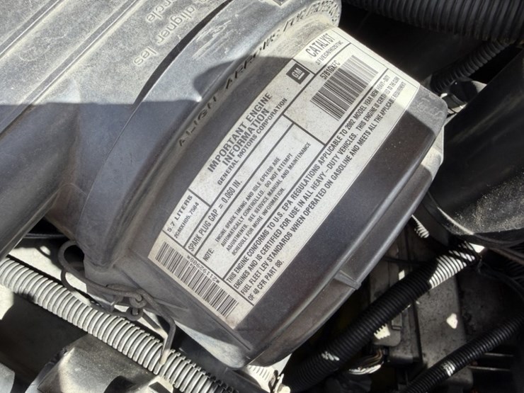2002-chevrolet-express-3500-image-14