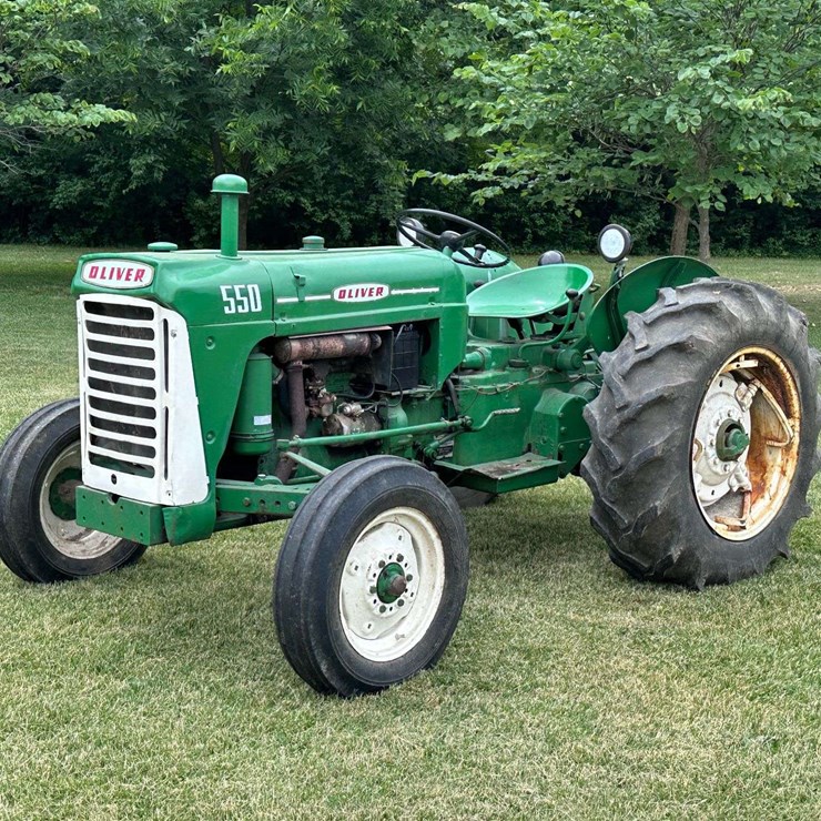1963 OLIVER 550