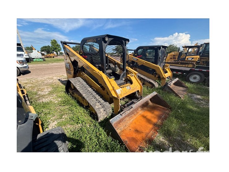 2021-caterpillar-289d3-image-4