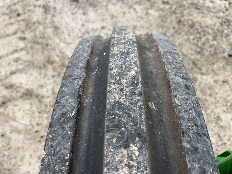 john-deere-4010-image-14