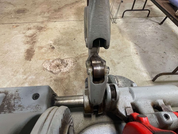 ridgid-535-pipe-threader-image-11