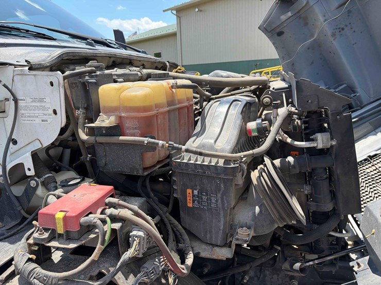 2017-ford-f750-image-13