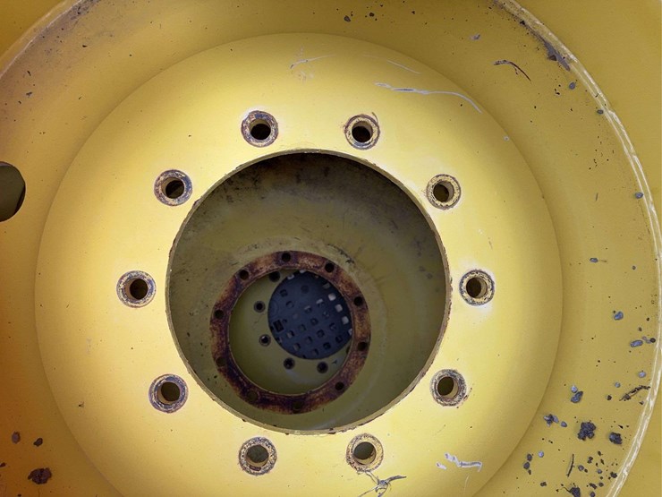 john-deere-4630-image-10