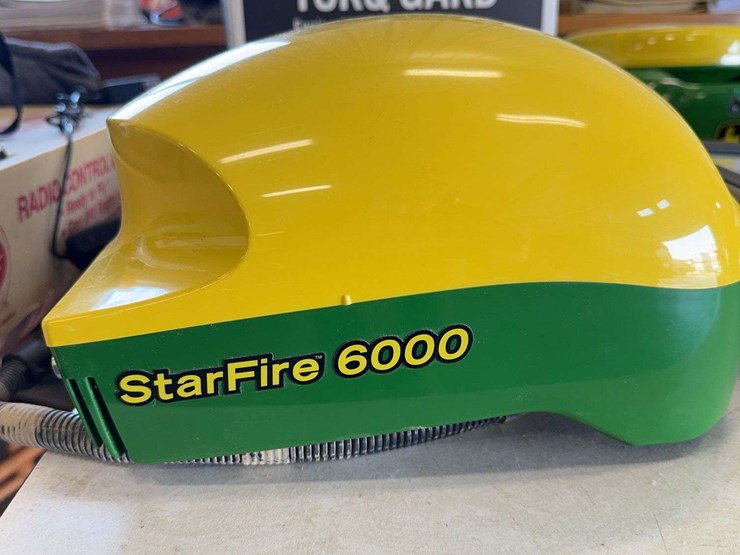 2019-john-deere-sf6000-globe---sf1-accuracy-image-1