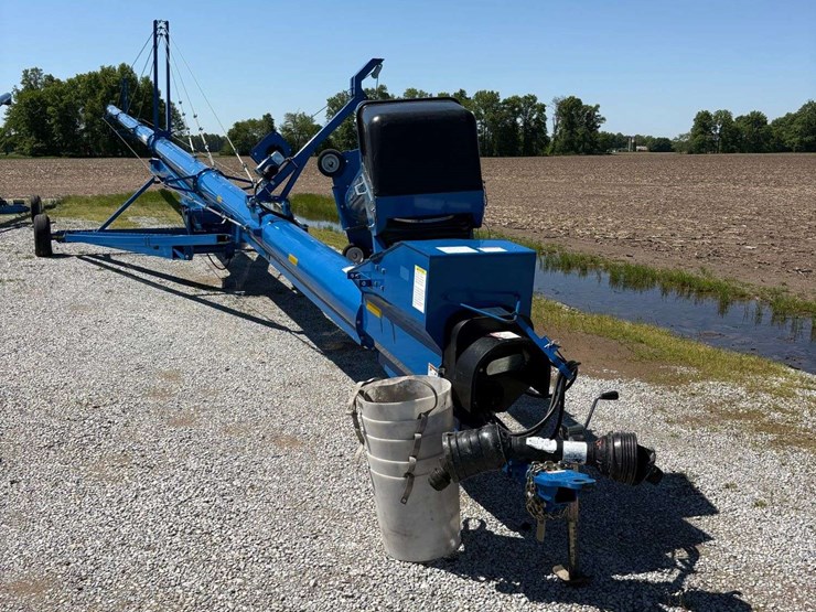 2022-brandt-13x90xl-swing-away-auger,-hyd-raise-swing-away,-540pto,-less-than-60,000-bushel-ran,-s/n--4905-image-1