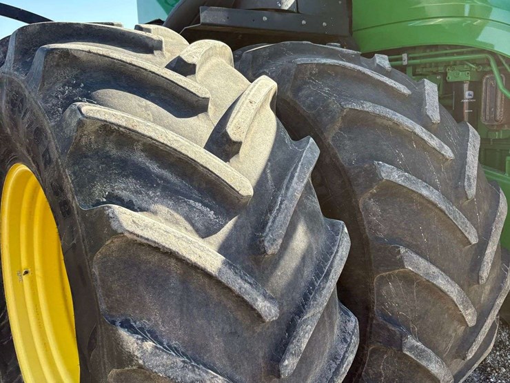 2012-john-deere-9510r-image-27