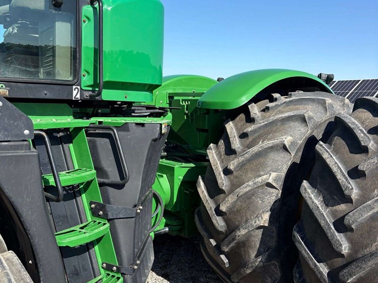 2012-john-deere-9510r-image-19
