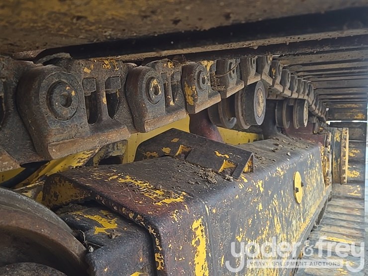 2022-komatsu-d61px-24-image-11