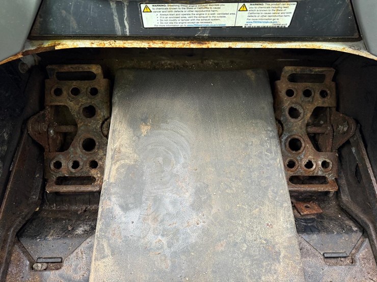 2019-bobcat-s650-image-18