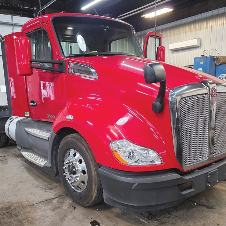2021 KENWORTH T680