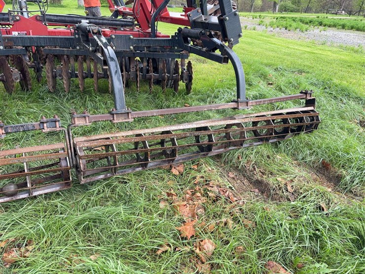 case-ih-330-image-49