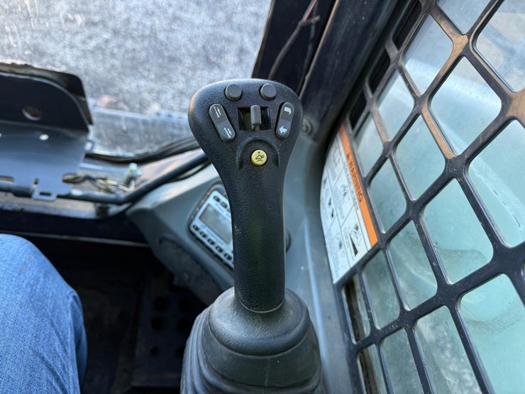 bobcat-t590-image-21