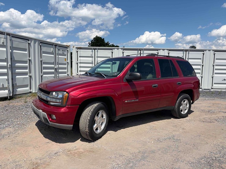 2003-chevrolet-trailblazer-lt-image-1