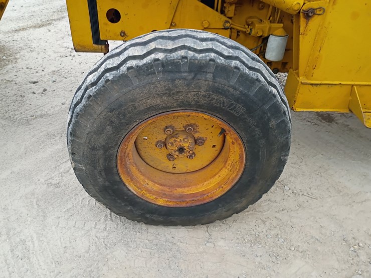 massey-ferguson-50e-image-105