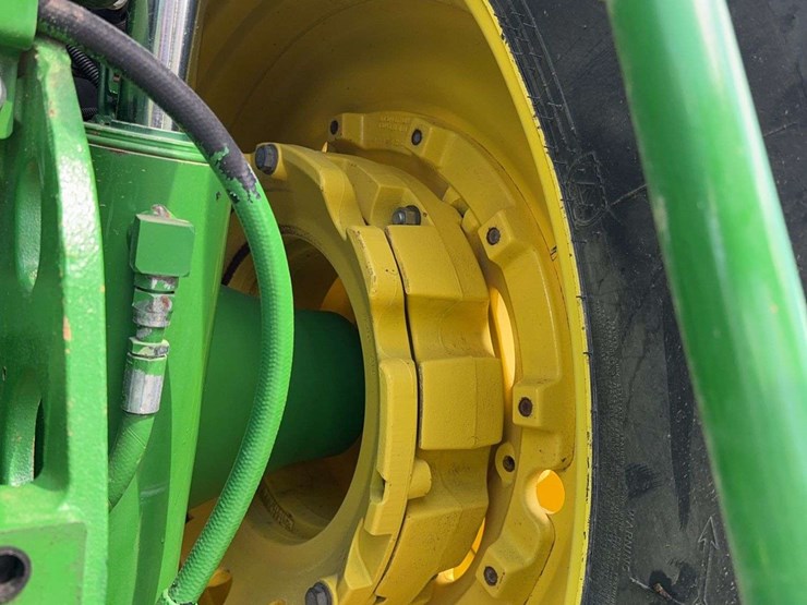 2012-john-deere-7260r-image-28