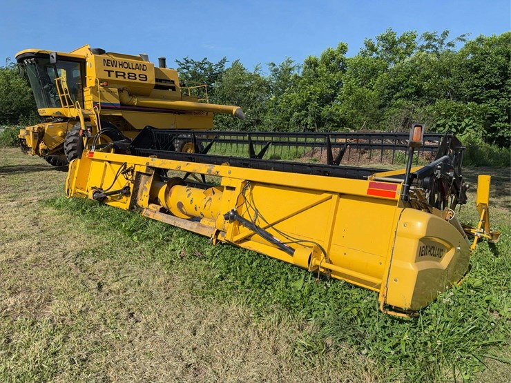 new-holland-73c-image-5