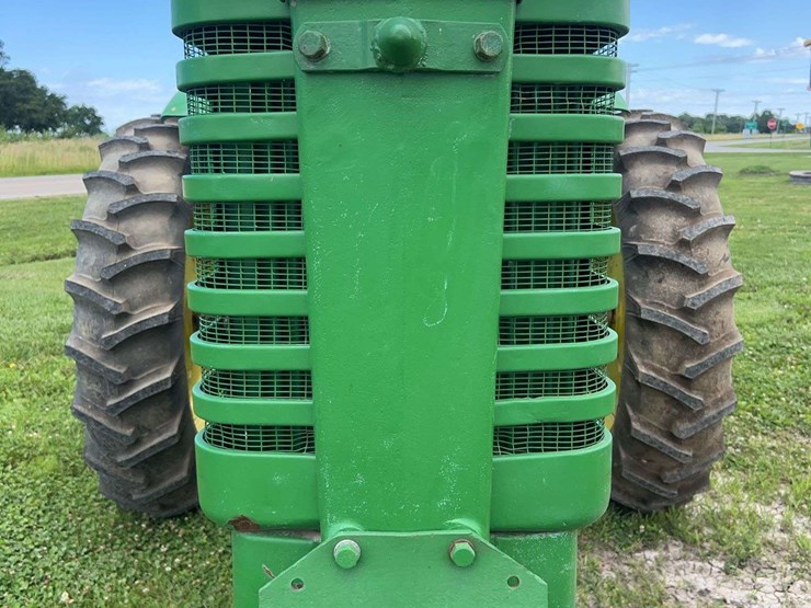 john-deere-a-image-9