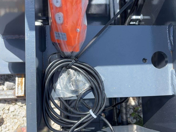 giyi-model-te31-mini-truck-trailer-hydraulic-lift-attachment-image-16