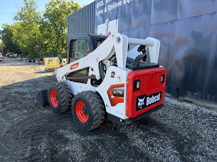 2024-bobcat-s770-image-2