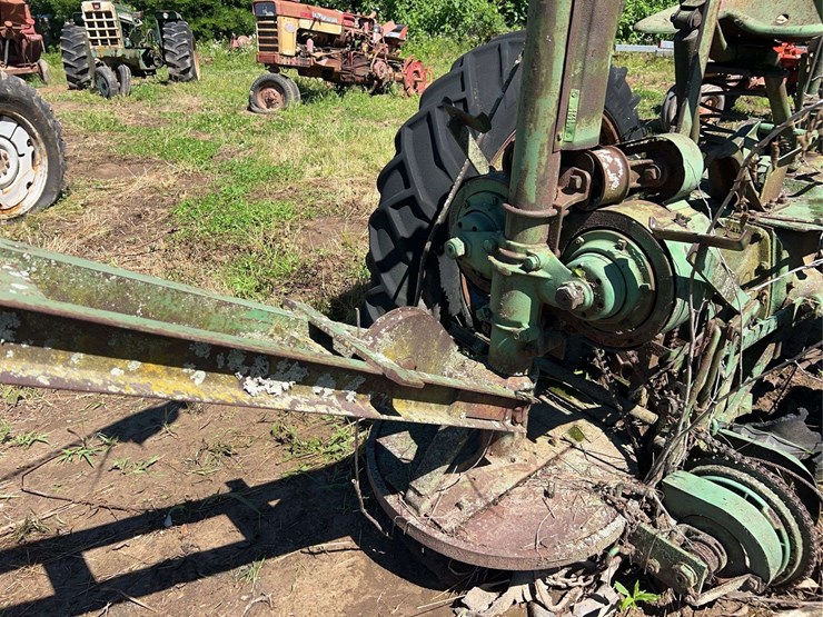 john-deere-26-image-23