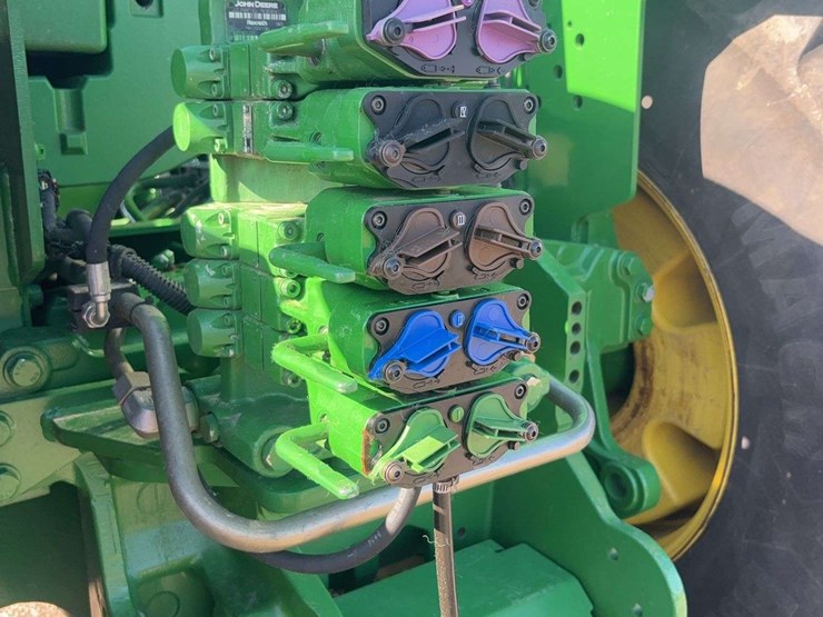 2014-john-deere-9510r-image-16