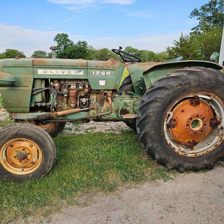 OLIVER 1250
