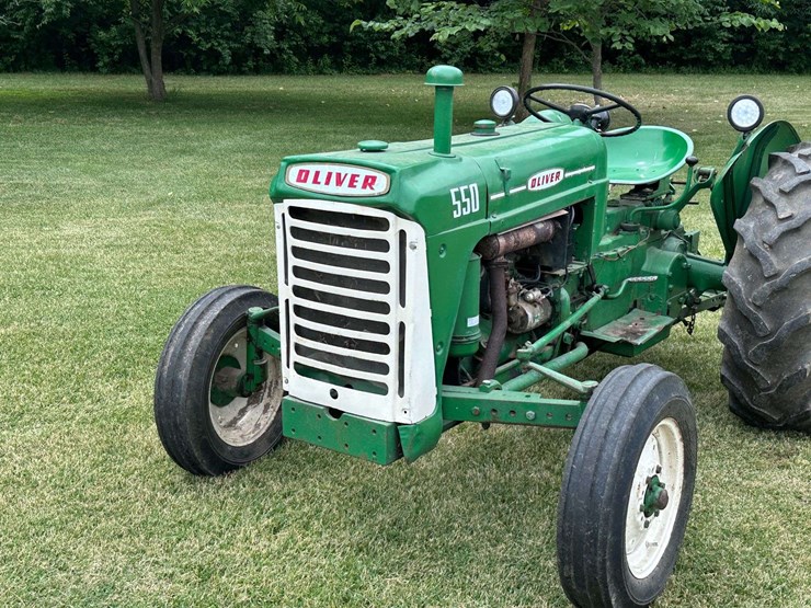 1963-oliver-550-image-2