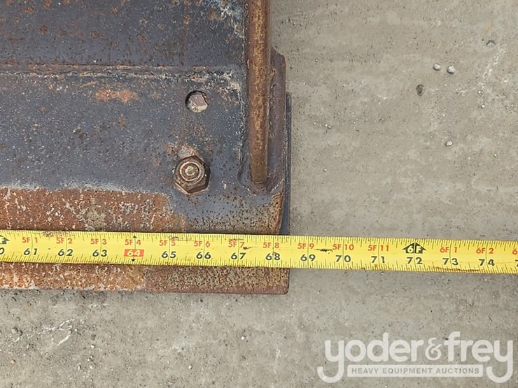 2011-caterpillar-257b3-image-22