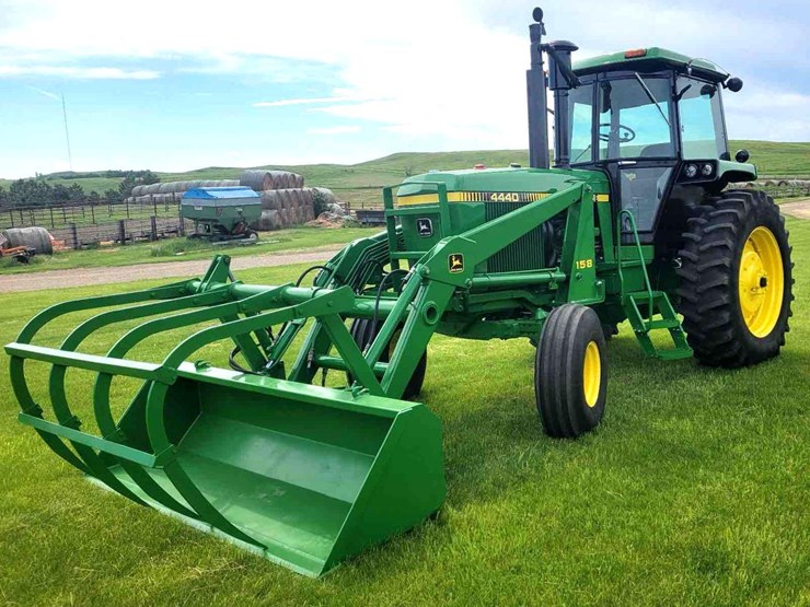 1982-john-deere-4440-image-1