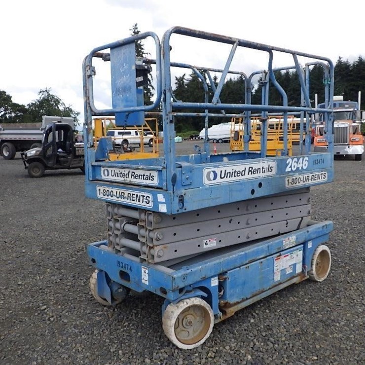 2000 GENIE GS2646