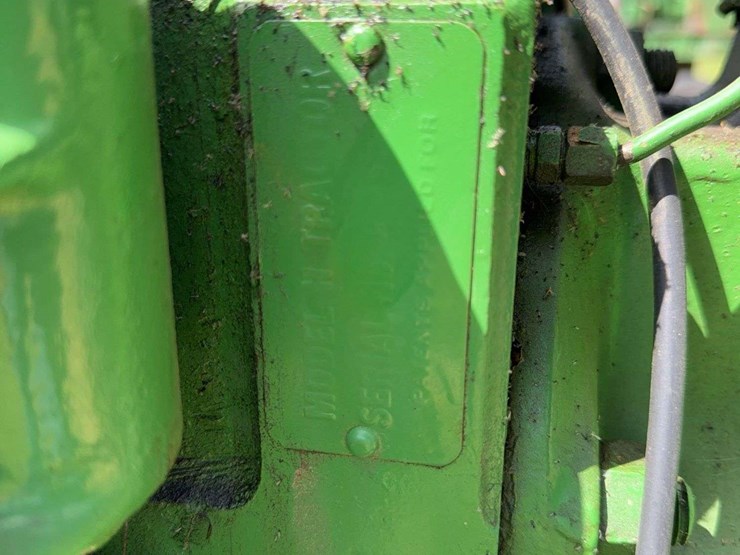 john-deere-h-image-23