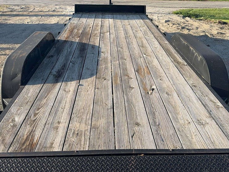 20’-rice-flatbed-bumper-pull-trailer---ramps-and-2’-dovetail-image-5