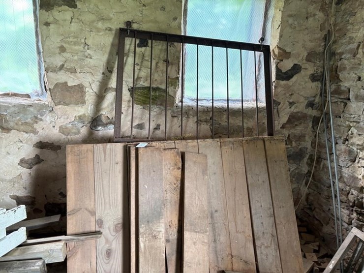 12'-x-12'-horse-stall-image-6