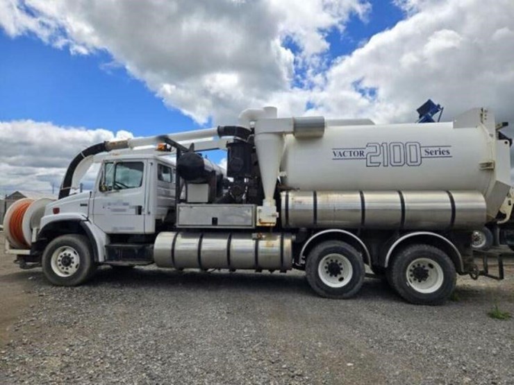 2002-freightliner-fl80-image-10