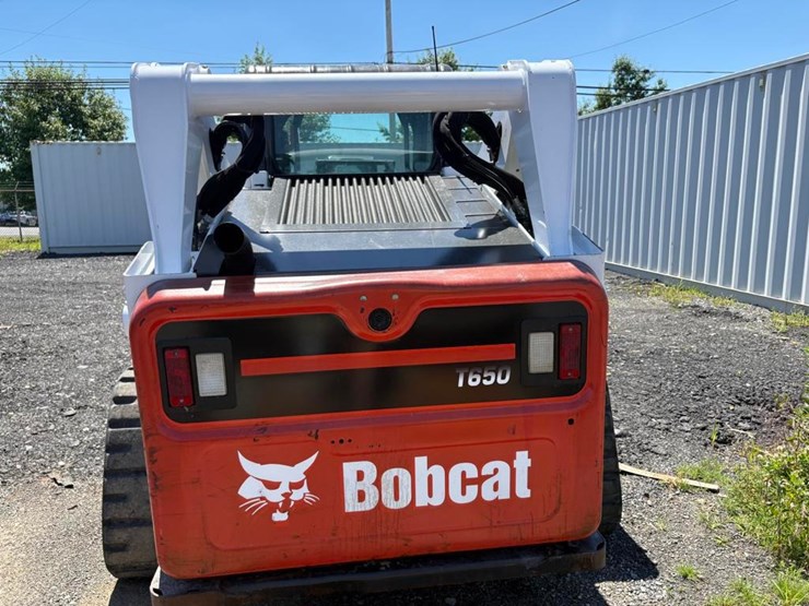 2015-bobcat-t650-image-18