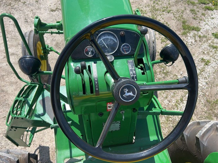 john-deere-4010-image-73