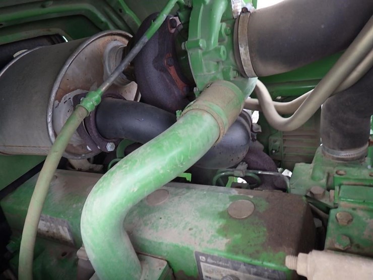 john-deere-210-image-27