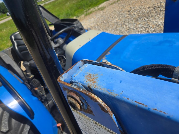 new-holland-t4030-image-71