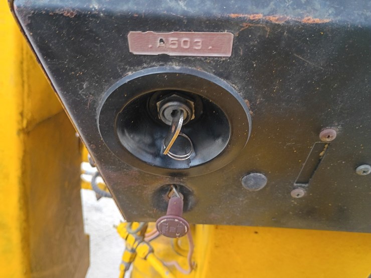 massey-ferguson-50e-image-35
